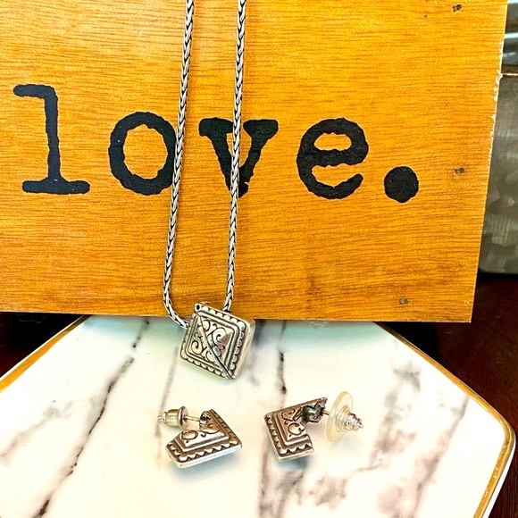 Brighton 3D”HIDDEN HEART“ peek a boo  golden heart Necklace Earrings RARE - Picture 3 of 11